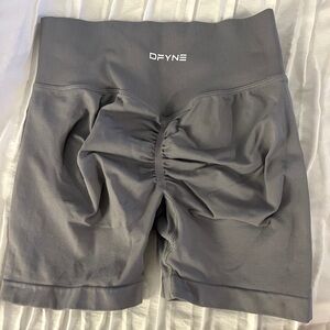 Dfyne shorts